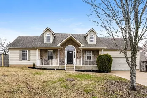 202 Zenith Ct, Smyrna, TN 37167