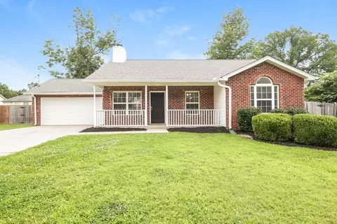 872 Lavergne Ln, La Vergne, TN 37086