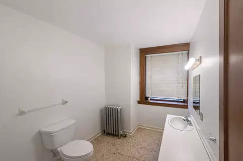 335 Summit Ave, Saint Paul, MN 55102