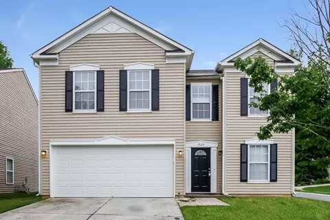 7029 Maple Park Ln, Charlotte, NC 28269