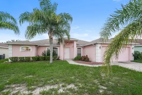 7172 Summit Dr, Winter Haven, FL 33884