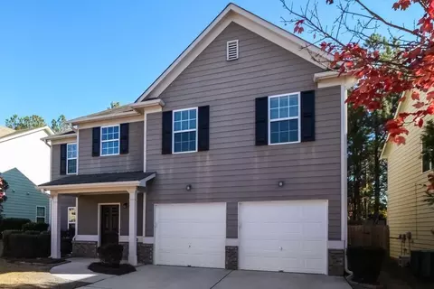 5005 Amethyst Dr, Douglasville, GA 30135