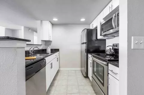 2515 4th Ave, Seattle, WA 98121 photo 14