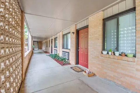 4641 Woodland Blvd, Oklahoma City, OK 73105