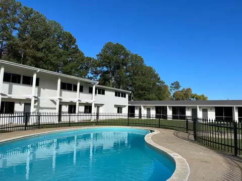 4609 Broadmoor Dr, Meridian, MS 39305