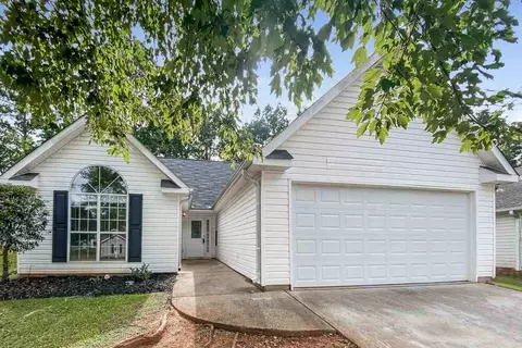 204 Coldsprings Ct, Mcdonough, GA 30253