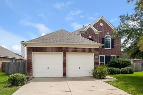 9510 Wakefield Village Dr, Houston, TX 77095
