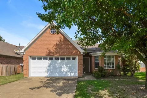 8408 Cross Point Dr, Olive Branch, MS 38654