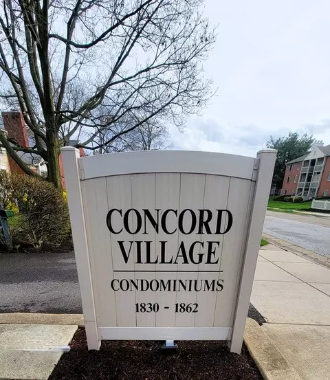 1862 Beechwood Ave NE, North Canton, OH 44720
