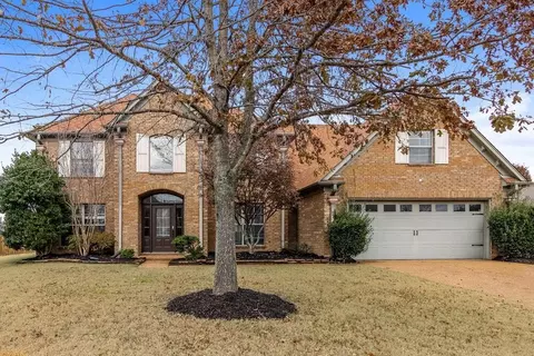 90 Misty Hill Cv, Oakland, TN 38060