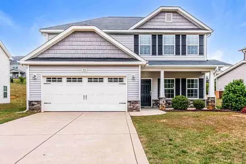 252 Lanier Pl, Clayton, NC 27527