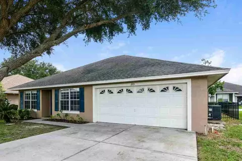 205 Madalyn Ct, Auburndale, FL 33823