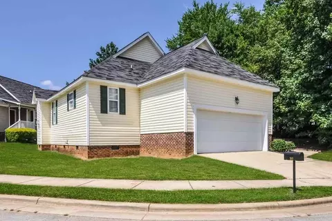 312 Occidental Dr, Holly Springs, NC 27540