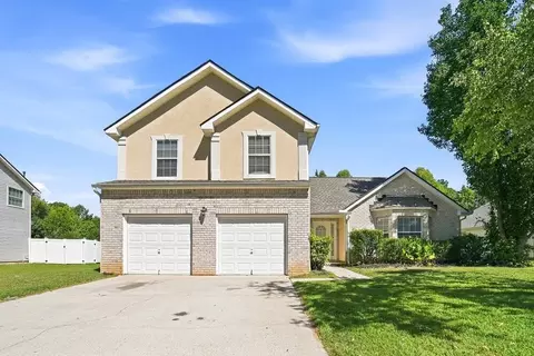 824 Brisley Cir, Hampton, GA 30228
