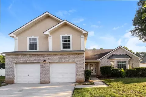 824 Brisley Cir, Hampton, GA 30228