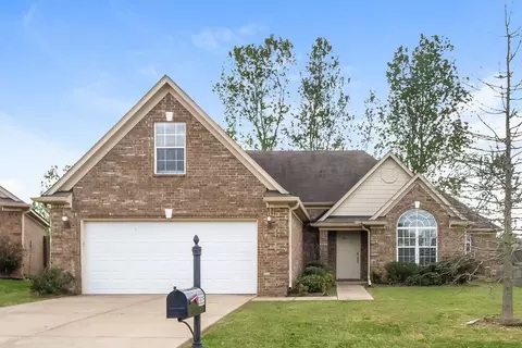 3835 Farm Pond Cv E, Southaven, MS 38671