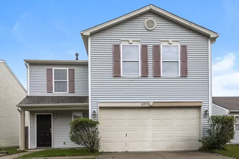 2371 Summerwood Ln, Greenwood, IN 46143