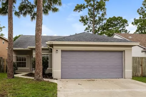 180 Heatherwood Dr, Royal Palm Beach, FL 33411