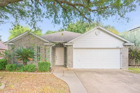 4509 Fox Run St, Pearland, TX 77584