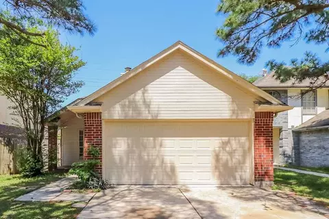9210 Golden Sunshine Dr, Houston, TX 77064