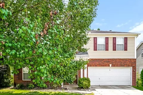 5121 Stowe Derby Dr, Charlotte, NC 28278