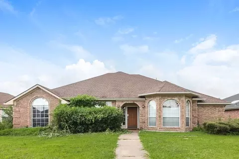 2235 Stillwater Dr, Mesquite, TX 75181
