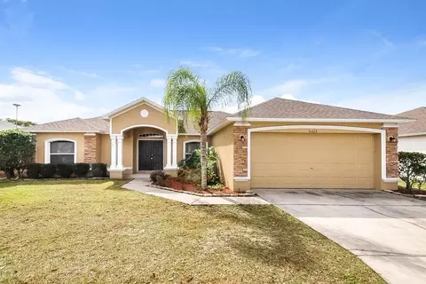 6025 Live Oak Dr, Winter Haven, FL 33880