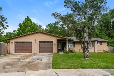 8109 Grampell Dr, Jacksonville, FL 32221