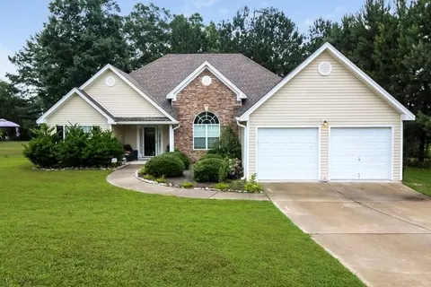 2404 Napa Valley Dr, Villa Rica, GA 30180
