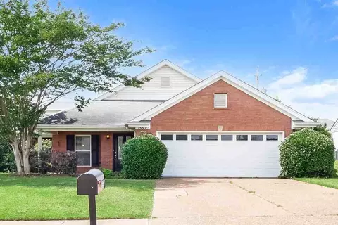 1597 Far Dr, Cordova, TN 38016