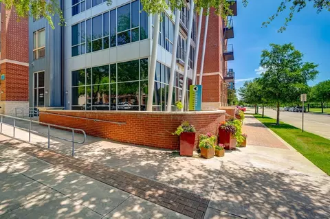 251 Town Center Ln, Keller, TX 76248 photo 34