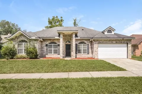 9157 Camshire Dr, Jacksonville, FL 32244