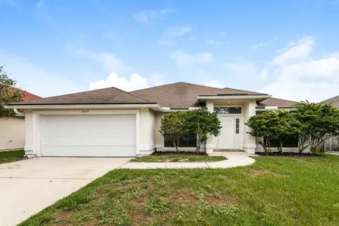 2479 Coachman Lakes Dr, Jacksonville, FL 32246