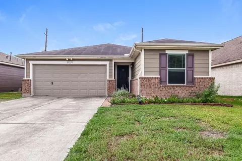 29327 Legends Green Dr, Spring, TX 77386