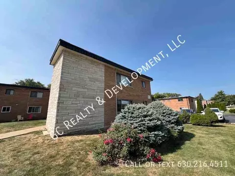 342 Wilson Ave #342F, West Chicago, IL 60185