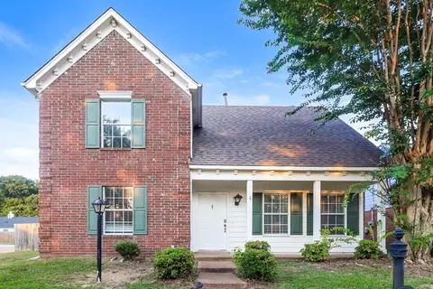 1812 Black Bear Cir E, Cordova, TN 38016