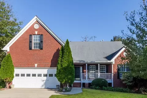 670 Chapel Hill Dr, Lawrenceville, GA 30045