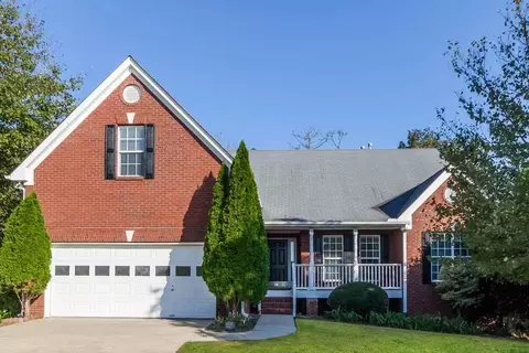 670 Chapel Hill Dr, Lawrenceville, GA 30045