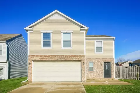 8138 States Bend Dr, Indianapolis, IN 46239