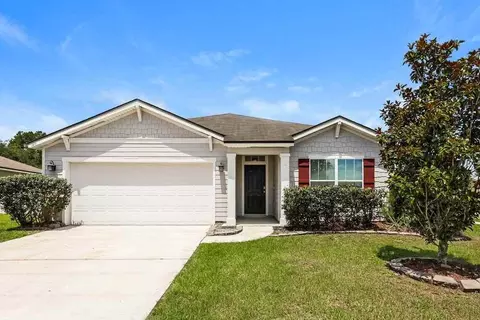3800 Falcon Crest Dr, Green Cove Springs, FL 32043