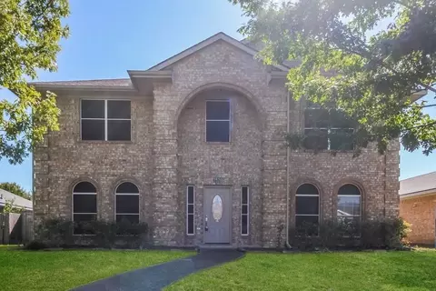 2520 Buck Dr, Mesquite, TX 75181
