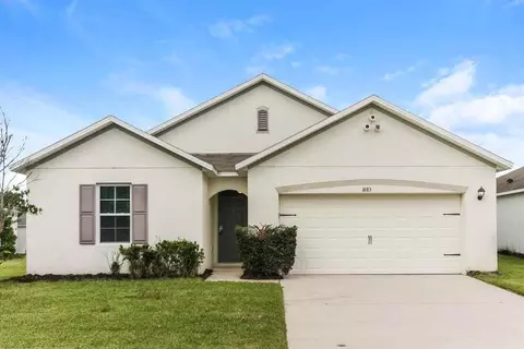 1883 Green Dragon Dr, Saint Cloud, FL 34771