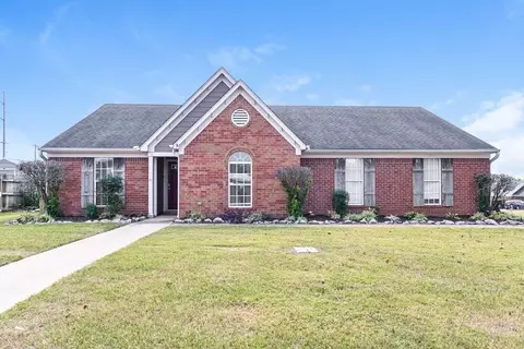 4255 Man Of War Dr, Southaven, MS 38671