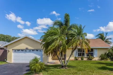 9506 Burlington Pl, Boca Raton, FL 33434