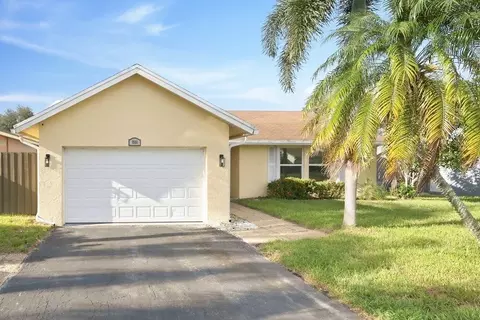 9506 Burlington Pl, Boca Raton, FL 33434