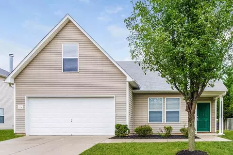 2776 Sutherland Dr, Thompsons Station, TN 37179