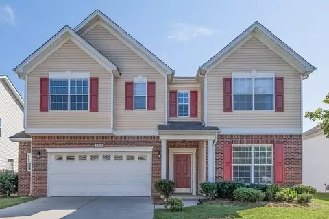 5408 Nightshade Oaks Dr, Charlotte, NC 28227