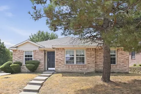 2712 Tranquil Way, Dallas, TX 75237