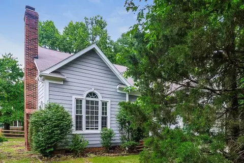 7207 Glen Brook Ln, Charlotte, NC 28269
