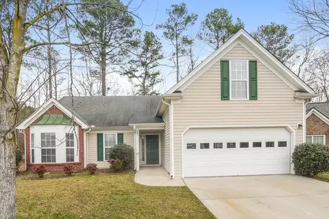109 Alessie Dr, Newnan, GA 30263